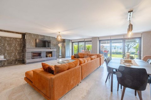 Villa for sale in Bodrum, Mugla, Turkey, 3 bedrooms, 220m2, No. 191438 – photo 16