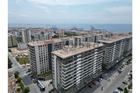 4+1 Apartment  in Beylikduezue, Istanbul, Turkey No. 175452