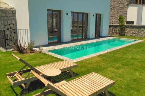 5+1 Villa  i Bodrum, Mugla, Tyrkiet Nr. 178653 - 12