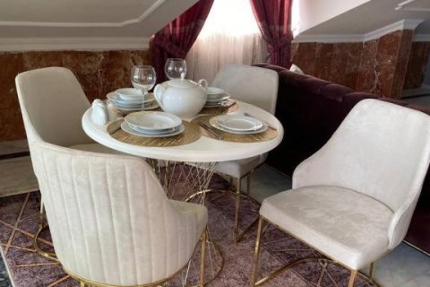آپارتمان در  Mahmutlar ، ترکیه 250 متر مربع.  شماره 160362 - 21