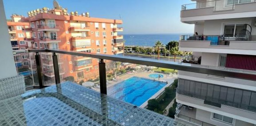 Apartment  in Mahmutlar, Antalya, Turkey No. 164619