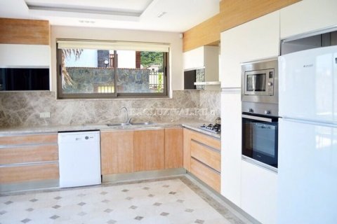 Villa for rent  in Bodrum, Mugla, Turkey, 3 bedrooms, 160m2, No. 178819 – photo 12