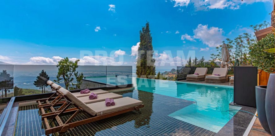 Villa   Serik, Antalya, Türkiye №191928