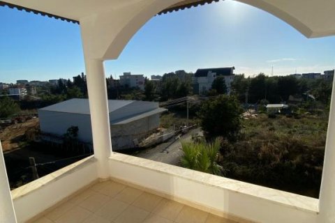 Villa for sale  in Avsallar, Antalya, Turkey, 230m2, No. 165820 – photo 24
