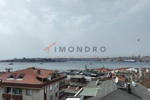 5+1 Wohnung  in Üsküdar, Istanbul, Türkei Nr. 185610 - 2