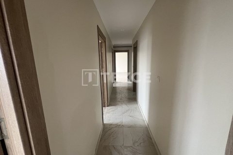 2+1 Wohnung  in Cekmekoy, Istanbul, Türkei Nr. 191287 - 12