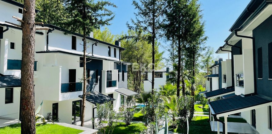 3+1 Villa  in Kemer, Antalya, Turkey No. 168056