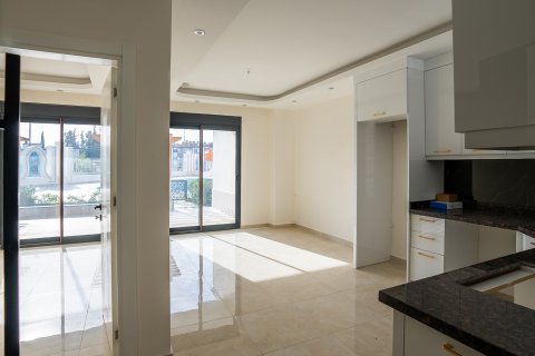 1+1 Apartment  in Gazipasa, Antalya, Turkey No. 166022