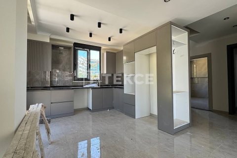 2+1 Lägenhet i Alanya, Antalya, Turkiet Nr. 161800 - 15
