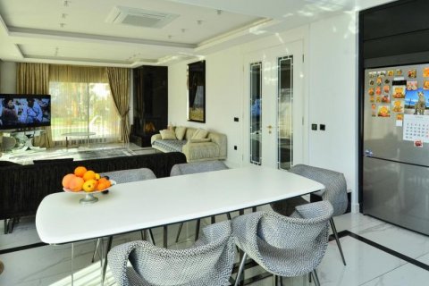 Продажа виллы  в Аланье, Анталье, Турция 5 комн., 275м2, №166427 – фото 13