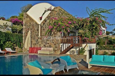 4+1 Villa i Bodrum, Mugla, Tyrkia Nr. 178615 - 3