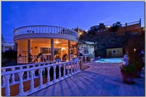 3+1 Villa  i Alanya, Antalya, Turkiet Nr. 178992 - 14