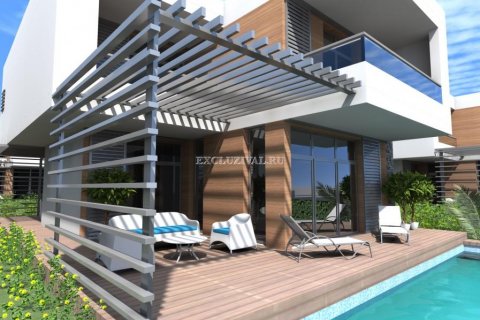 ملک تجاری در Cesme ، ترکیه شماره 178877 - 2