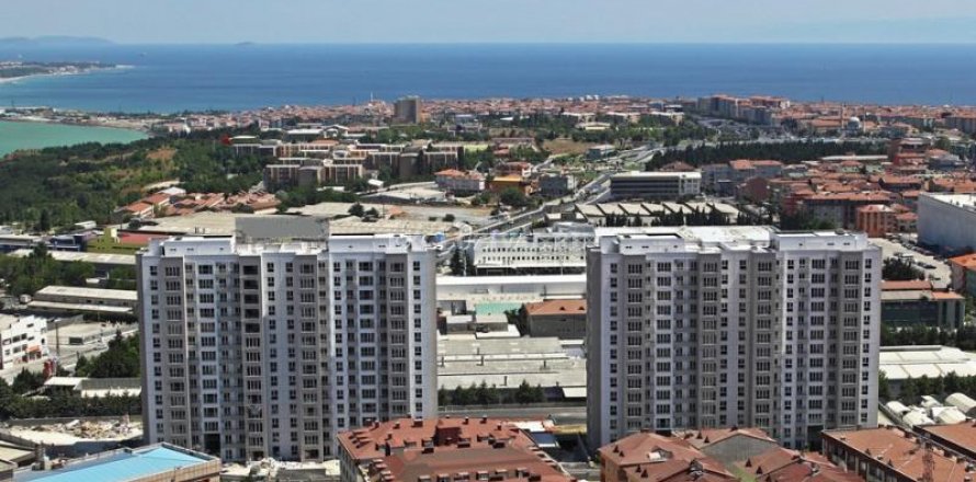 2+1 Wohnung  in Istanbul, Türkei Nr. 178536