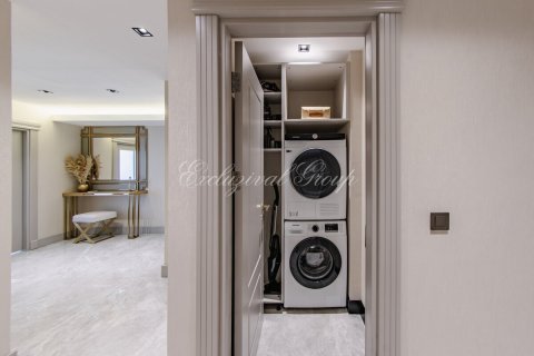 Продажа квартиры в Стамбуле, Турция 2+1, 124м2, №179431 – фото 19