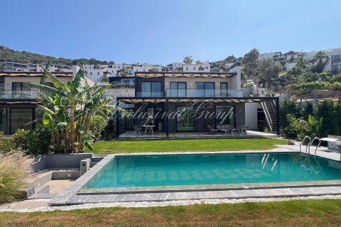 5+1 Villa  in Bodrum, Mugla, Turkey No. 192615