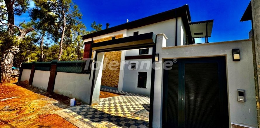 Villa  5+2  Antalya, Türkiye №192617