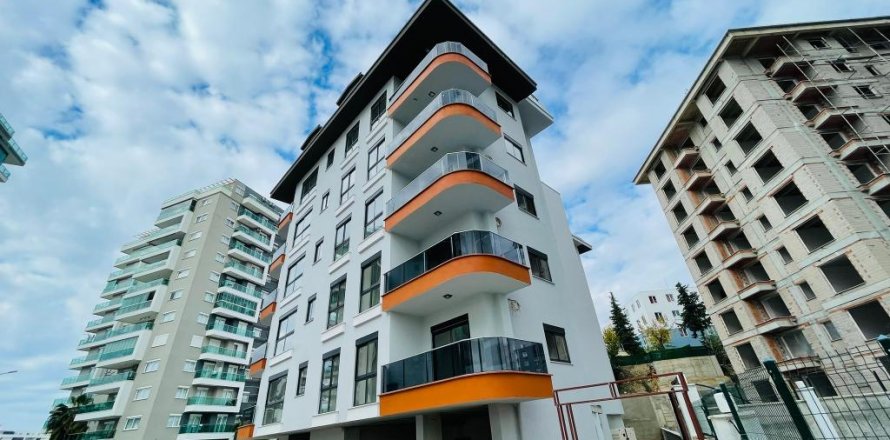 Apartment in Mahmutlar, Antalya, Turkey No. 165885
