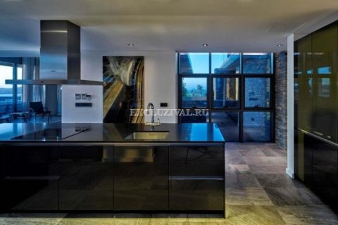 5+1 Villa i Bodrum, Mugla, Turkiet Nr. 178827 - 14
